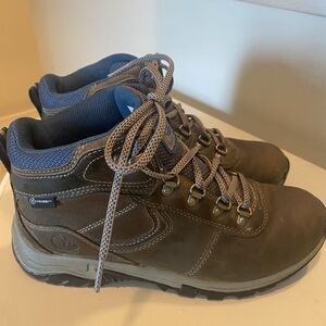 Timberland Men's Dark Brown and Blue Boots